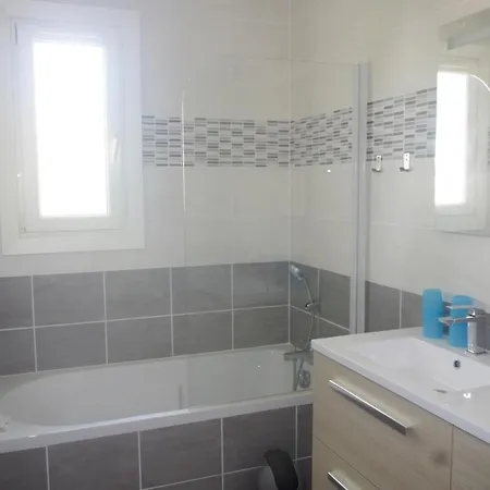 Nausicaa Apartmán *